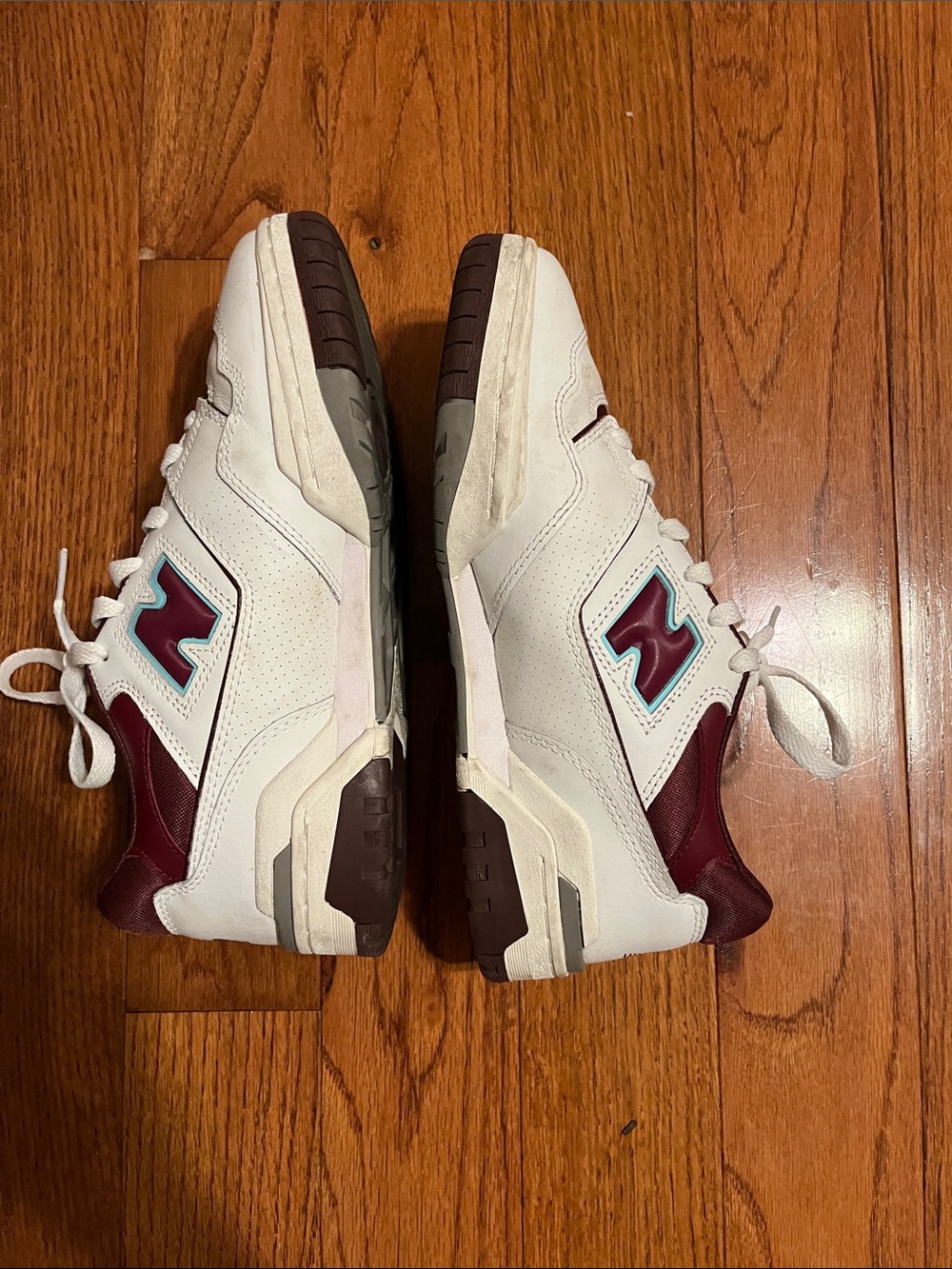 Women’s New Balance 550 - Picture 3 of 6